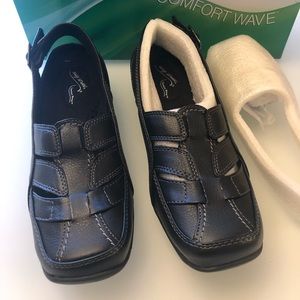 Easy Street shoes black comfort wave 7M